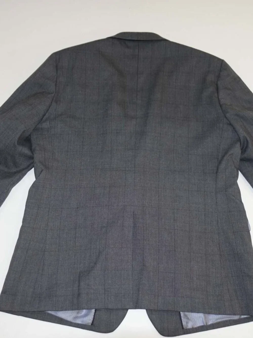 Banana Republic Men's 2 Button Suit Size 44 Regular 34 x 31 Medium Gray Plaid R
